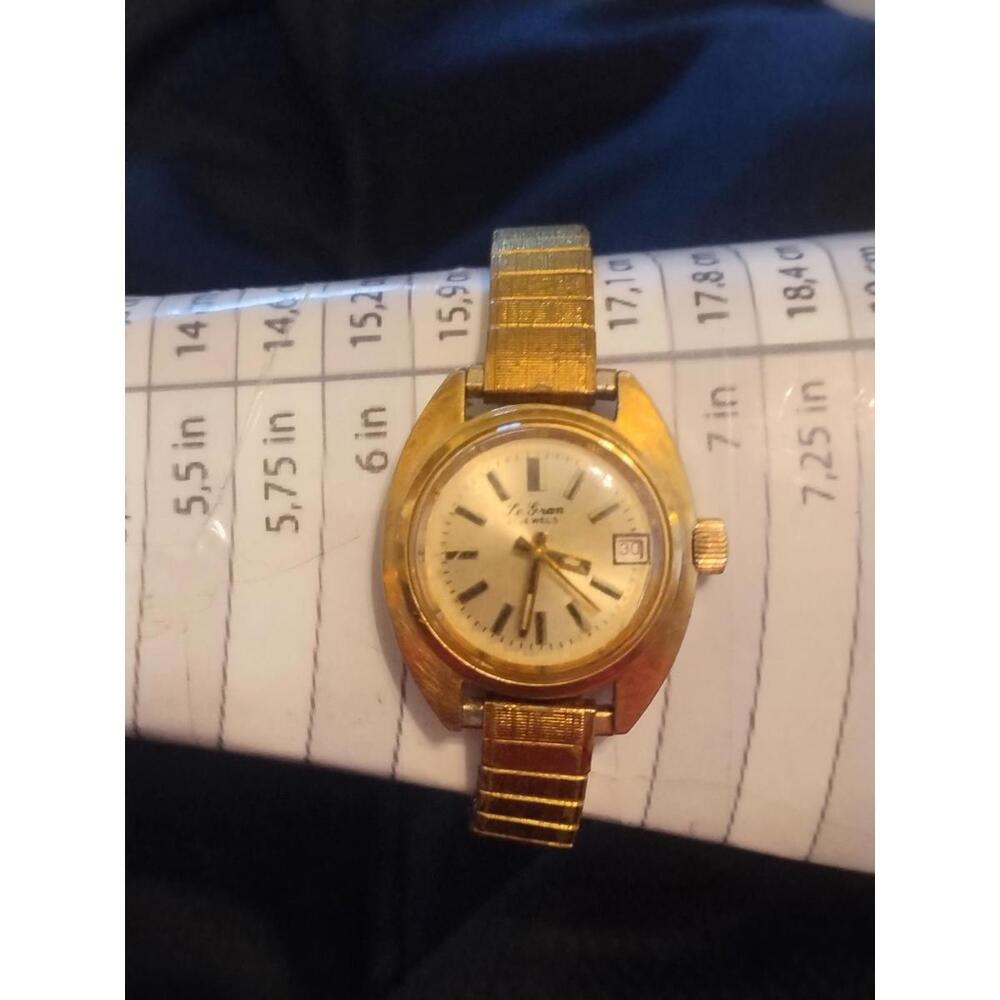 Vintage Le Gran 17 Jewels Mechanical Woman watch